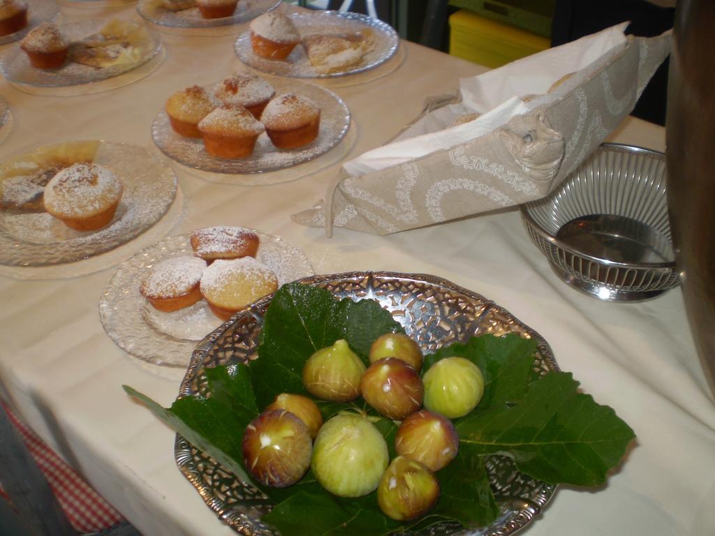 Marrùbiu Il Giardino Di Emilio Bed & Breakfast エクステリア 写真