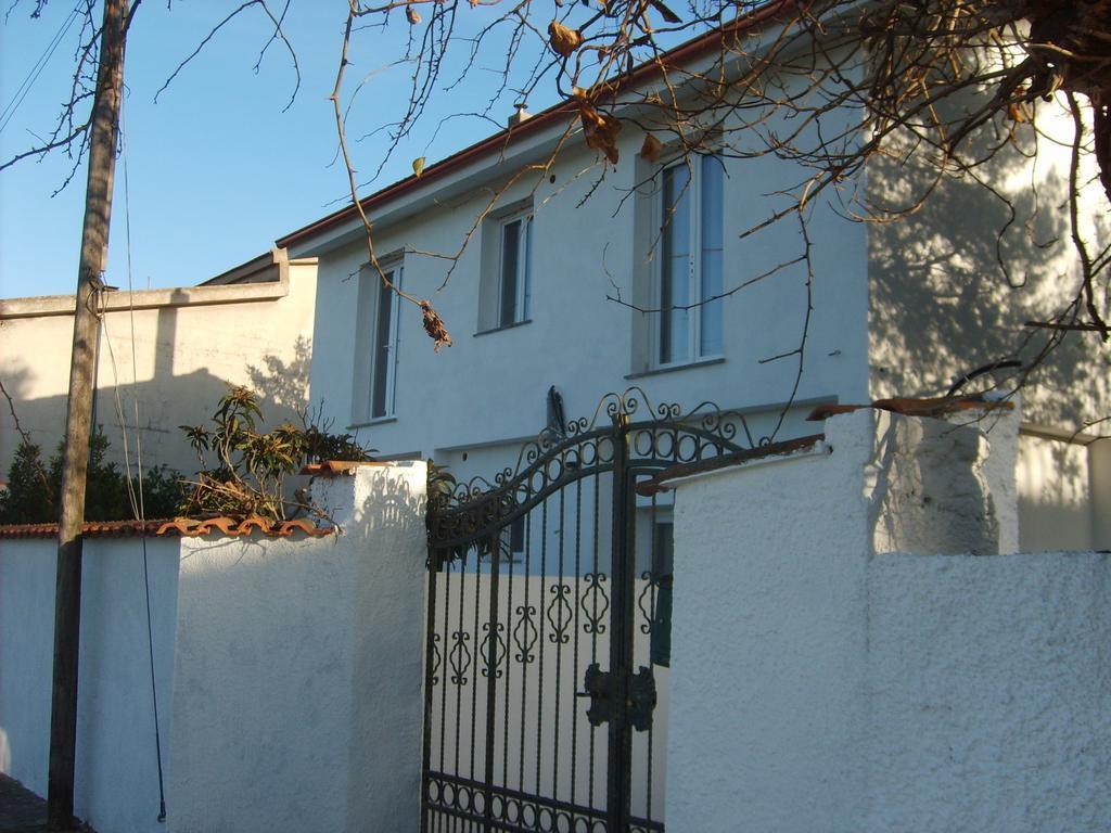 Marrùbiu Il Giardino Di Emilio Bed & Breakfast エクステリア 写真